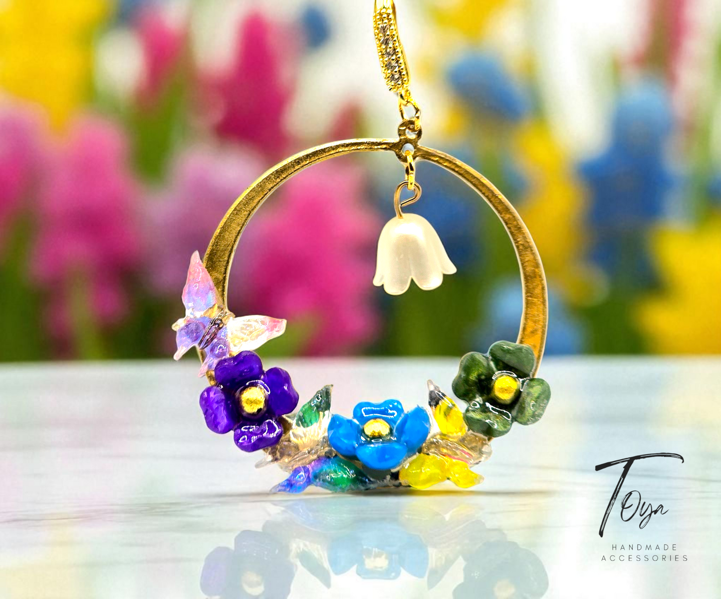 Exclusive Design of Colorful Resin Flowers with Colorful Butterflies Earring for Women