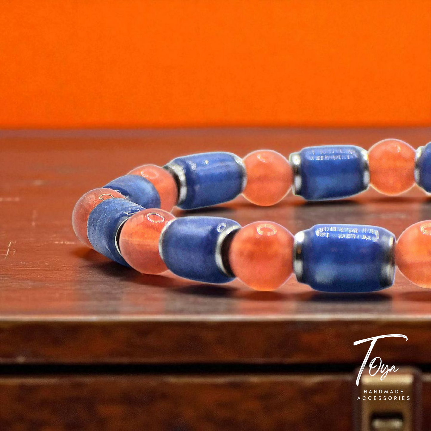 Exclusive Design of Resin Beads with Hematite Bracelet for Men and Women