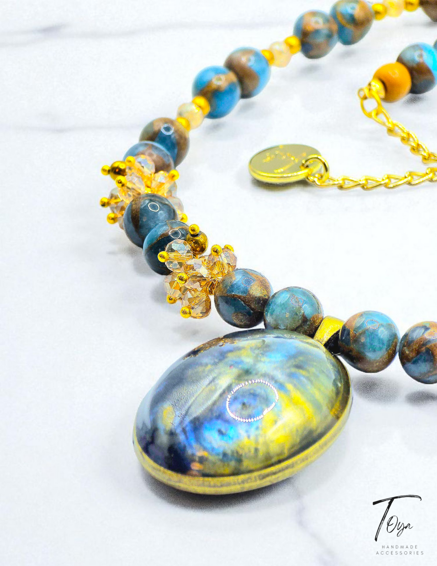 Natural Stones with Resin Pendant Jewelry Set for Women