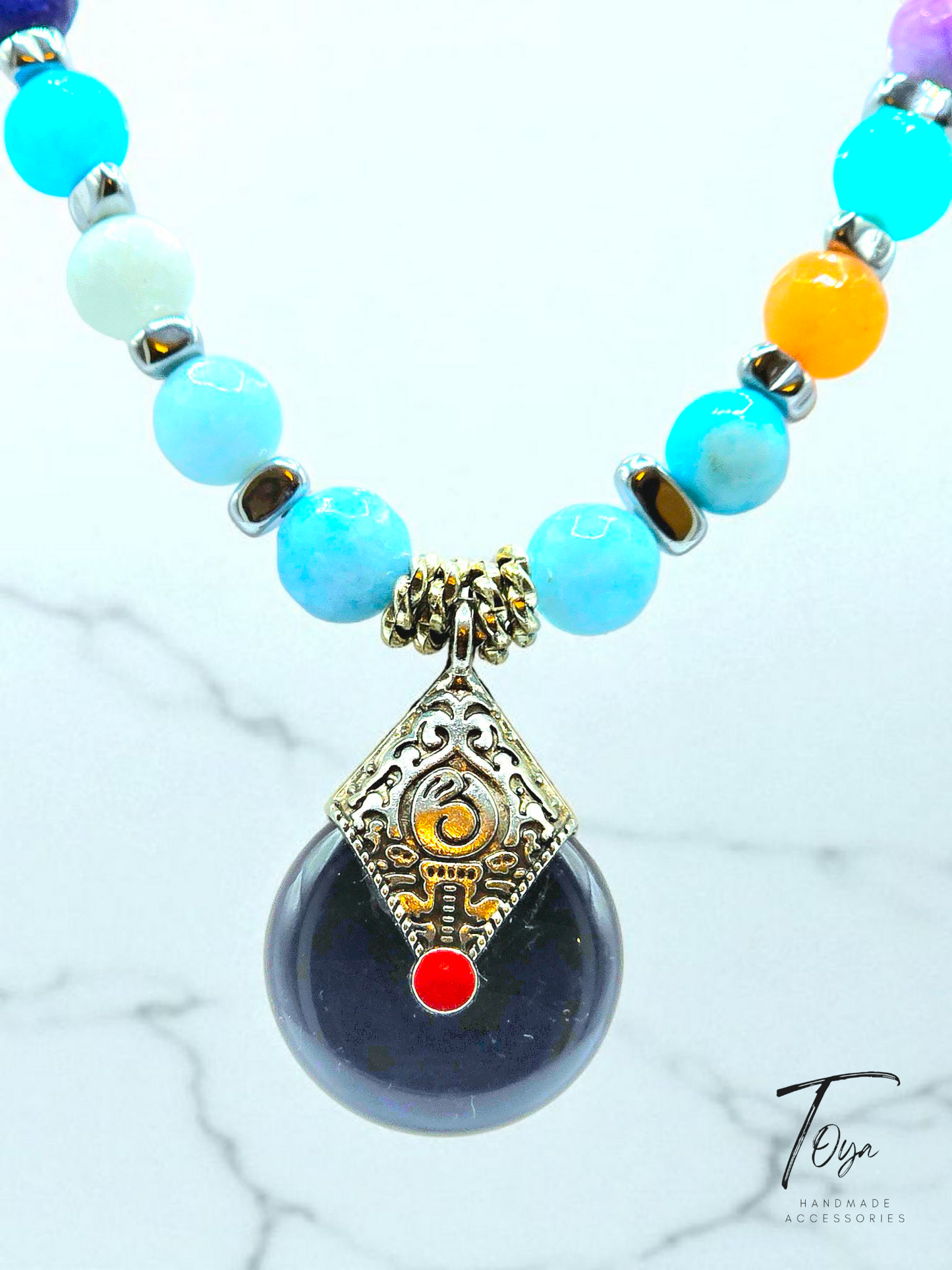 Agate and Black Pearl Necklace for Women