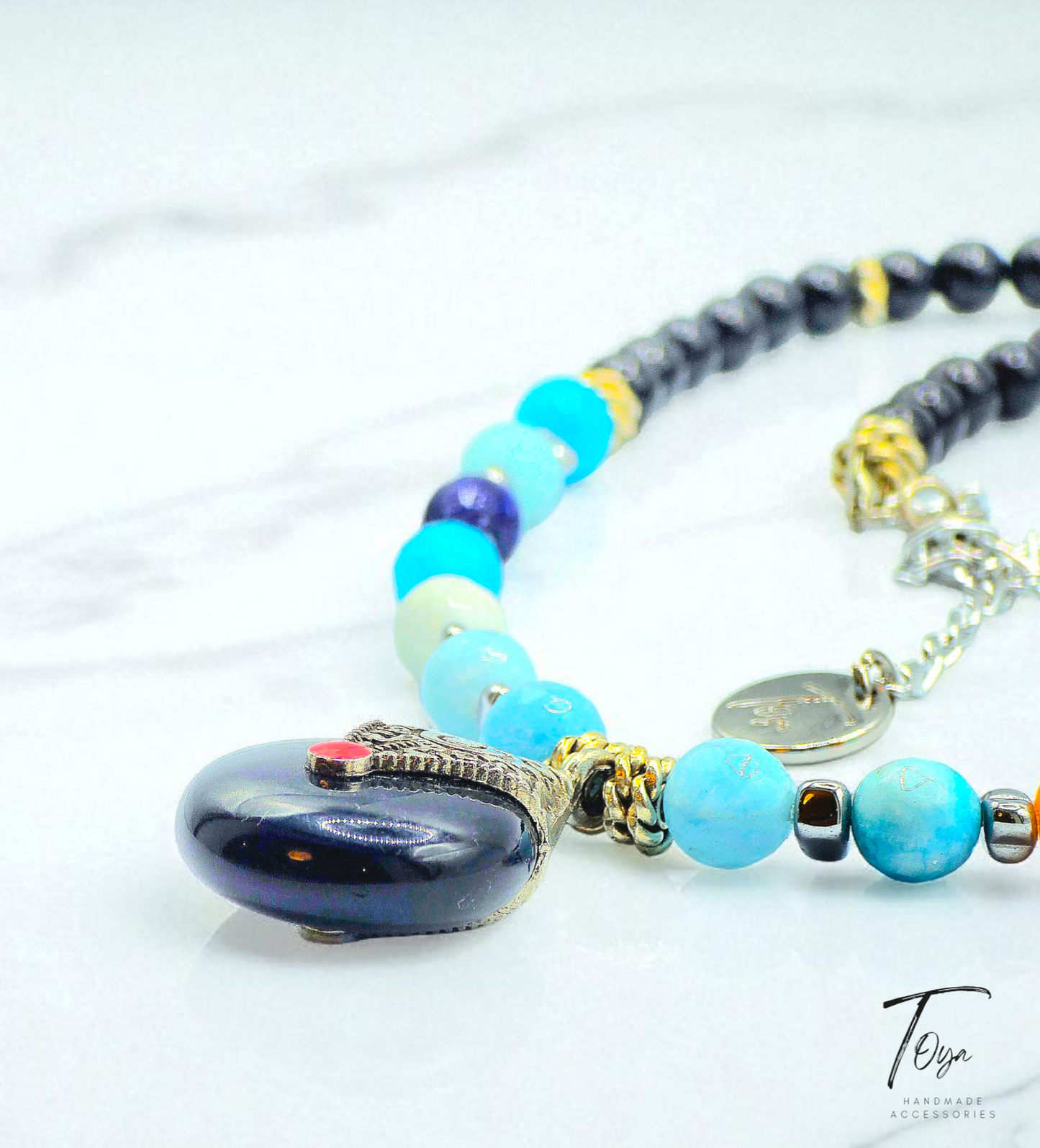 Agate and Black Pearl Necklace for Women