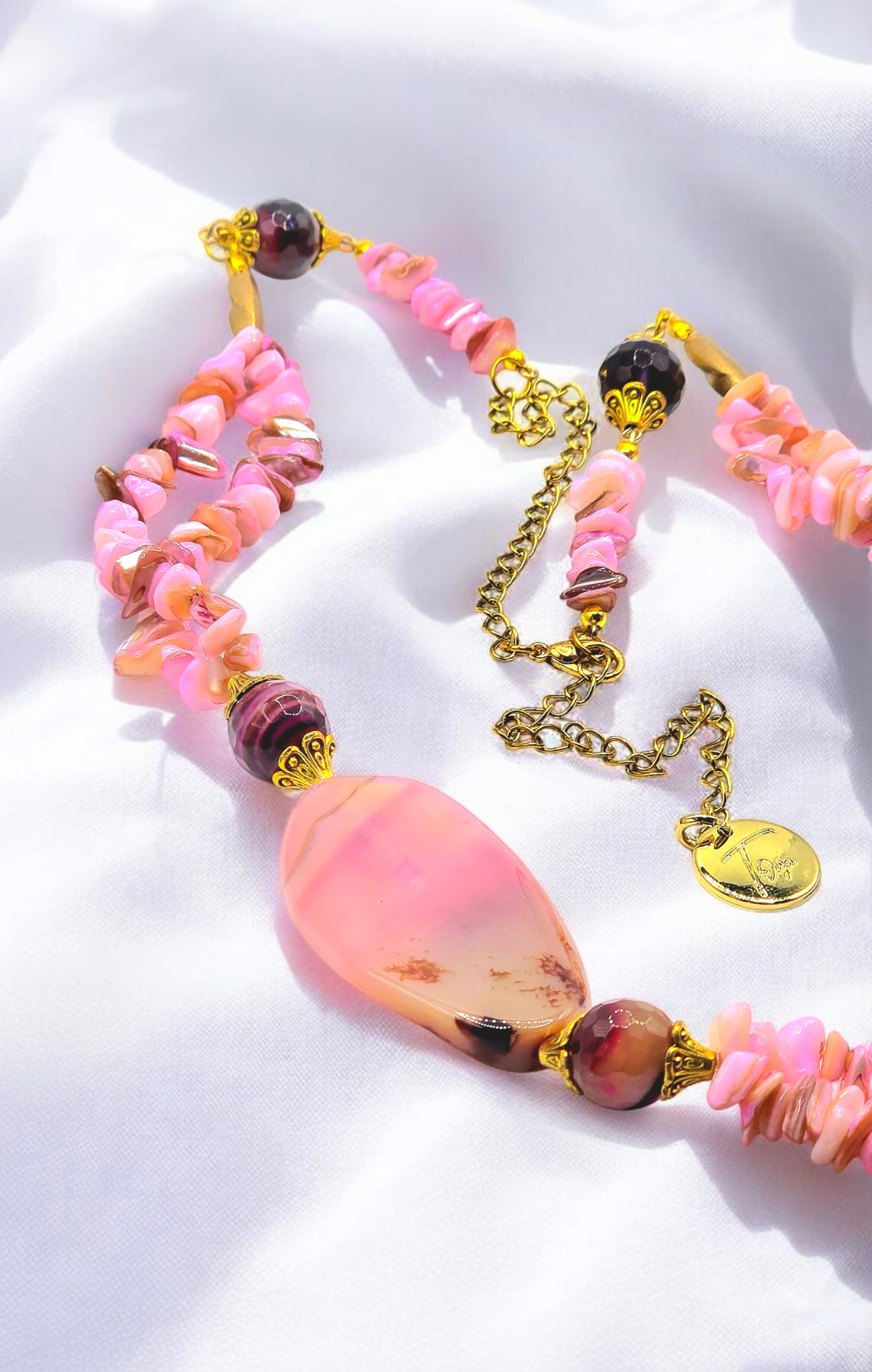 Broken Sea Shell with Pink Agate Pendant Necklace for Women