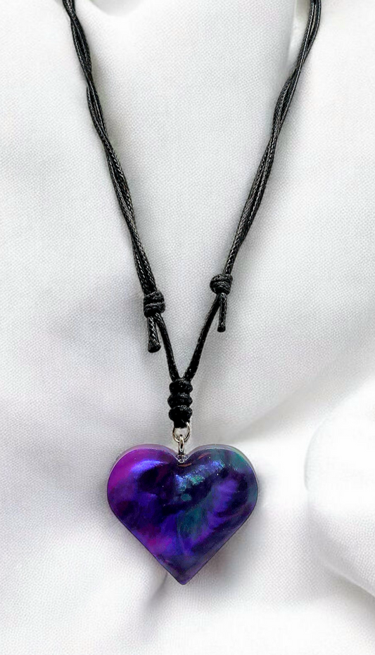 Colorful Resin Heart Pendant with Sliding Leather Adjustable Chain Necklace for Women