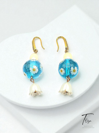 Exclusive Flory Resin with Lily Charm Earring for Women