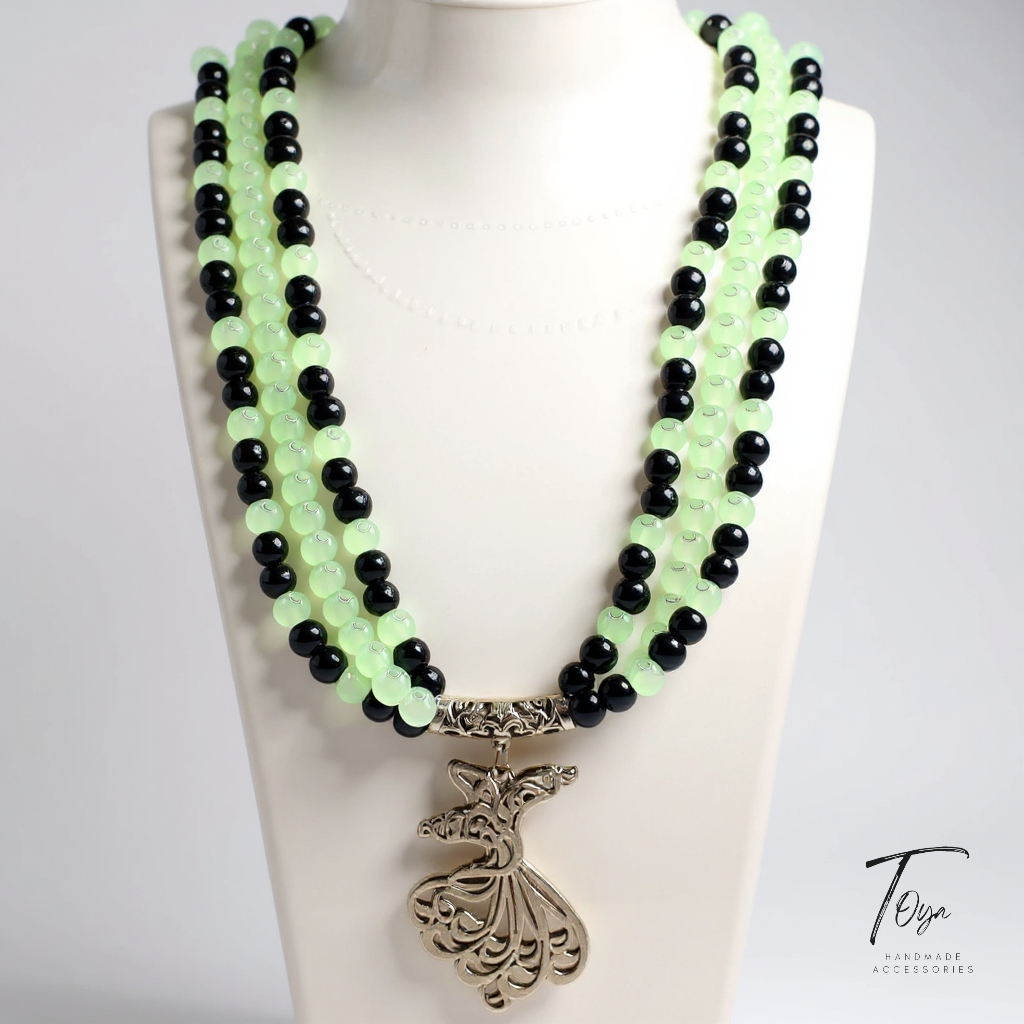 Multilayer Black Pearl and Alabaster Necklace for Women