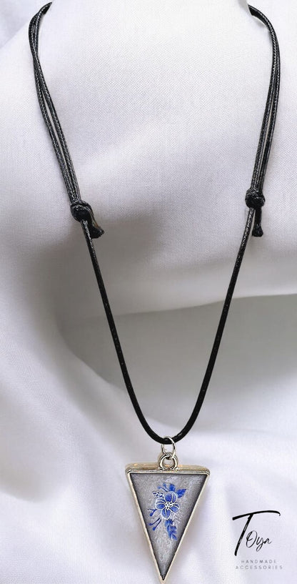 Silver Plated Resin Pendant Leather Chain Necklace for Women and Girls