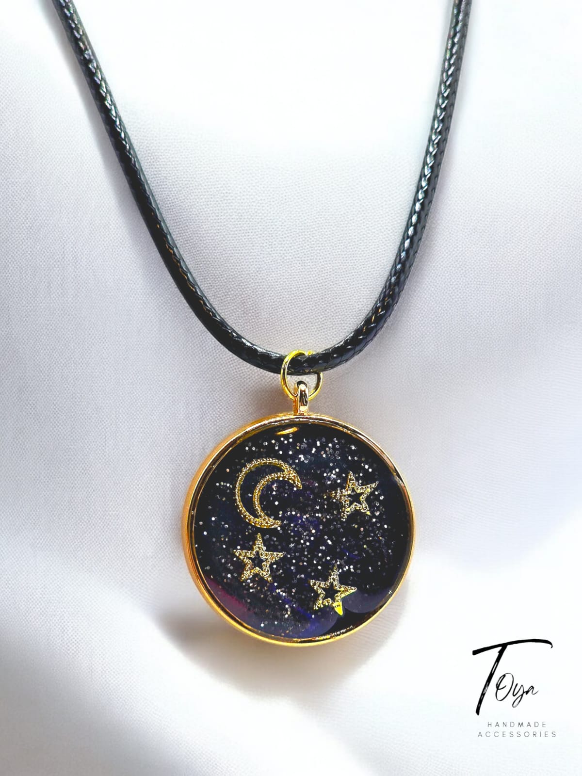 Golden Galaxy Resin Pendant Leather Chain Necklace for Women and Girls