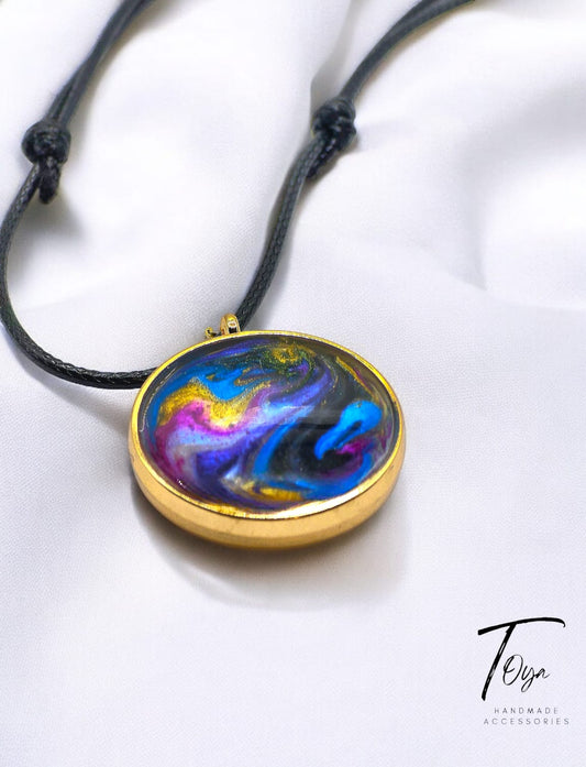 Golden Resin Colorful Pendant Leather Chain Necklace for Women and Girls