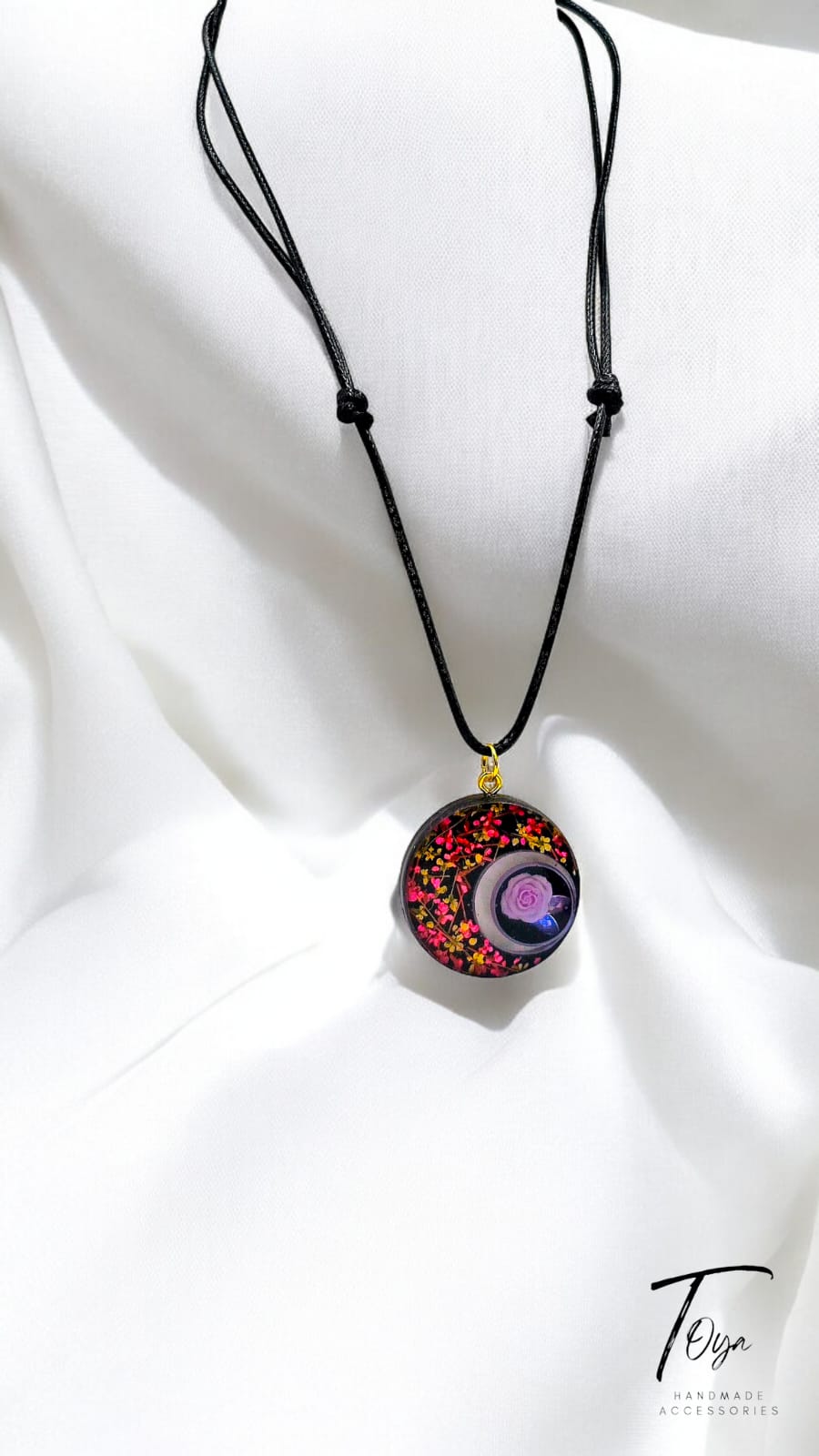 Colorful Roses Black Resin Charm Leather Chain Necklace for Women and Girls