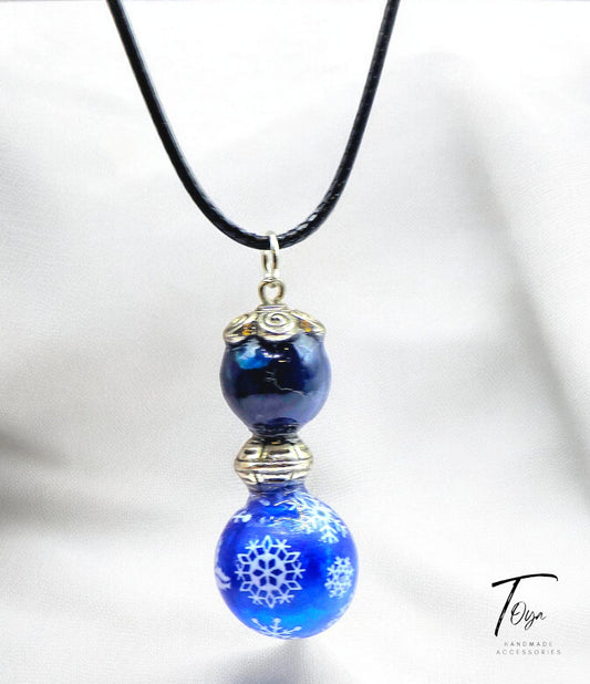 Blue Resin and Agate Pendant Necklace for Women and Girls